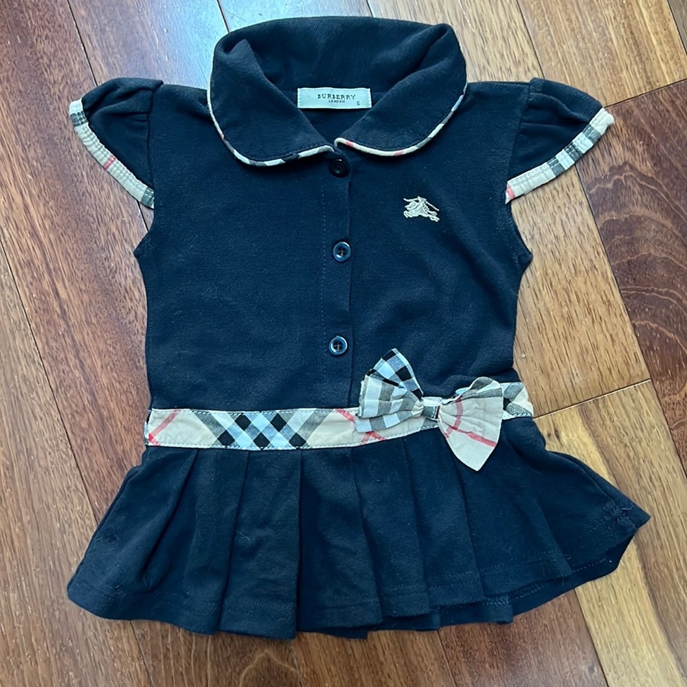 Gorgeous Burberry polo tee with cap sleeves and ruffle bottom size small or 4-5T